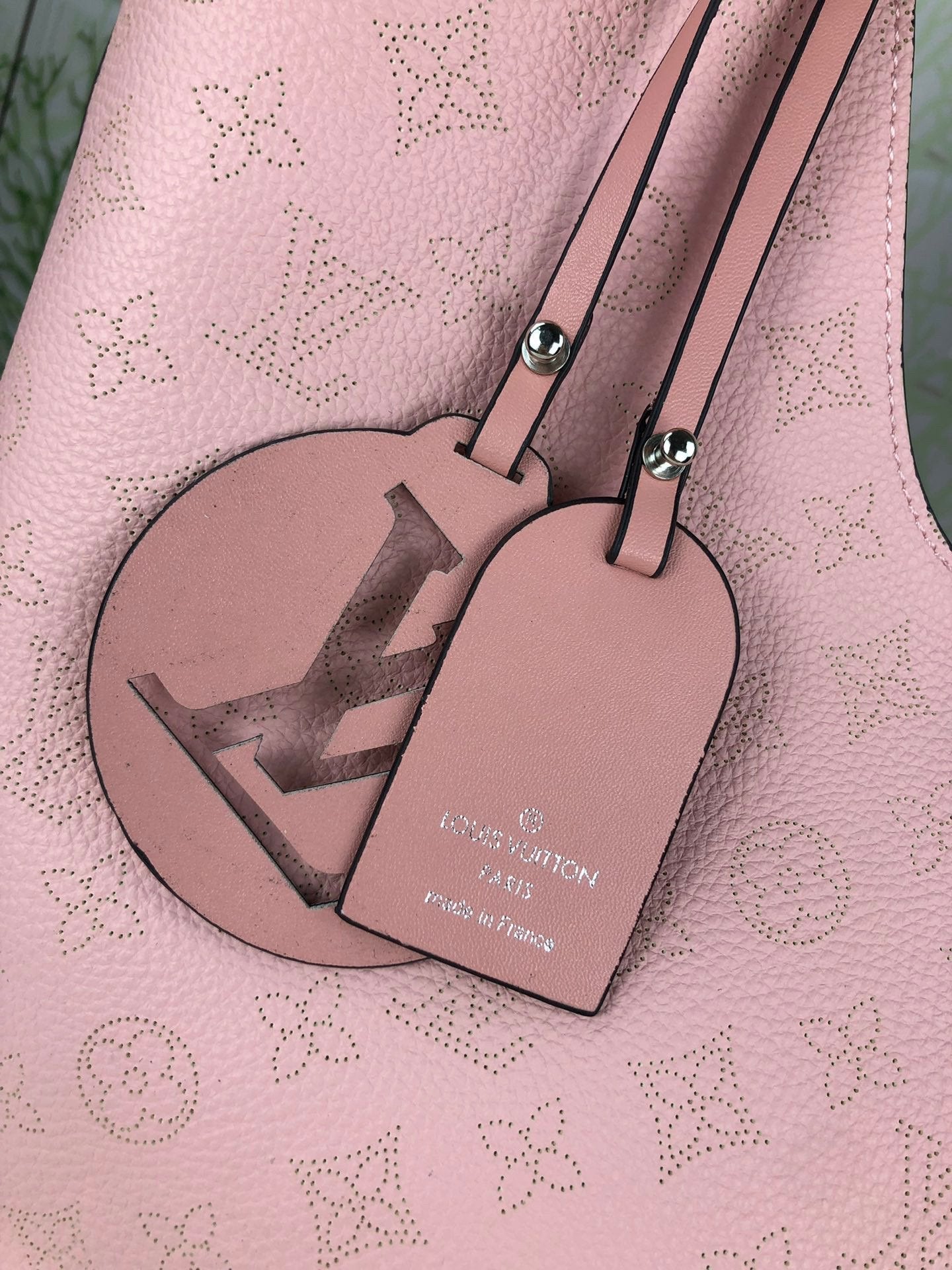 BL - High Quality LV Bags Monogram 050 - fashionupstore1