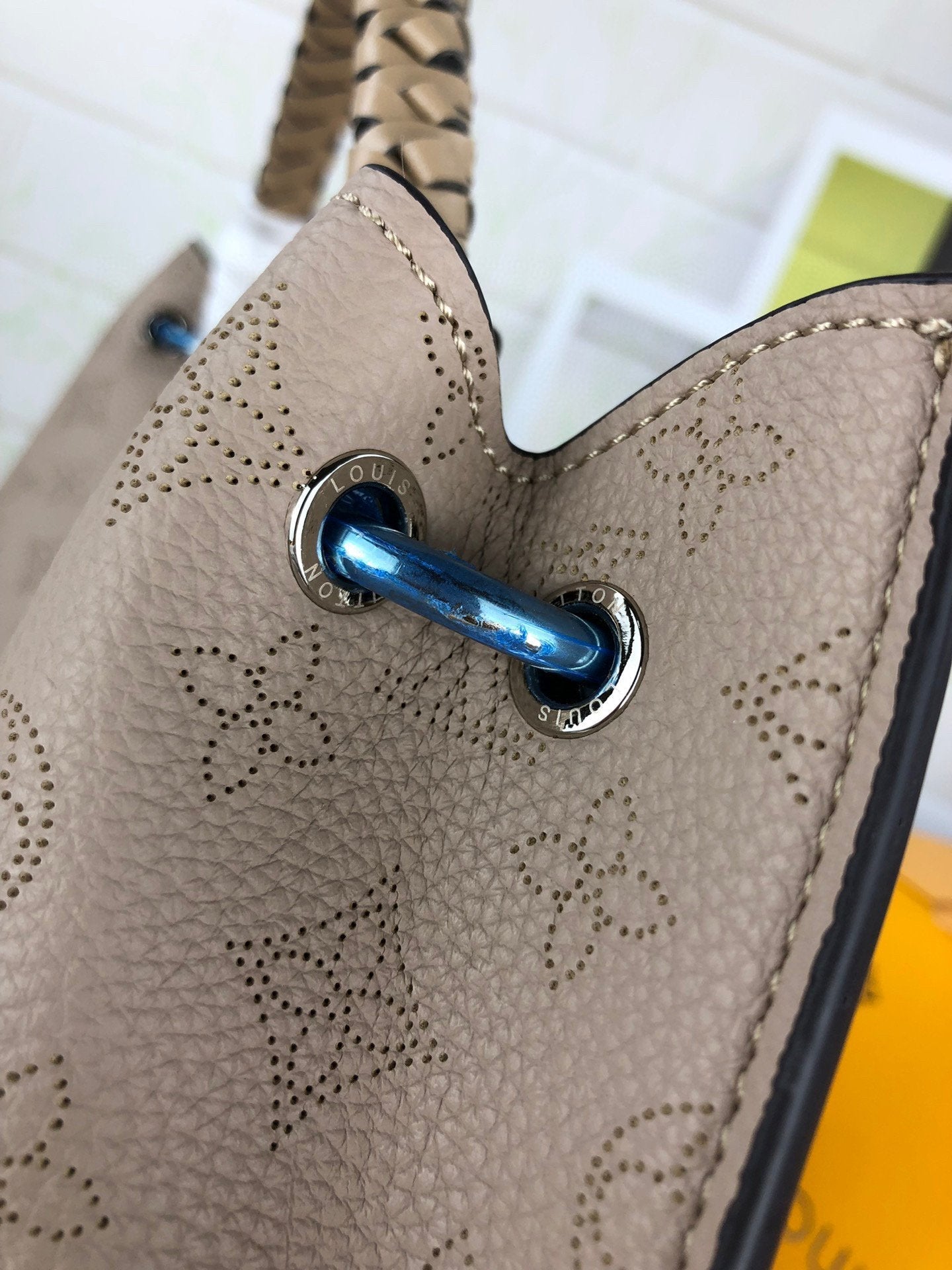 BL - High Quality LV Bags Monogram 050 - fashionupstore1