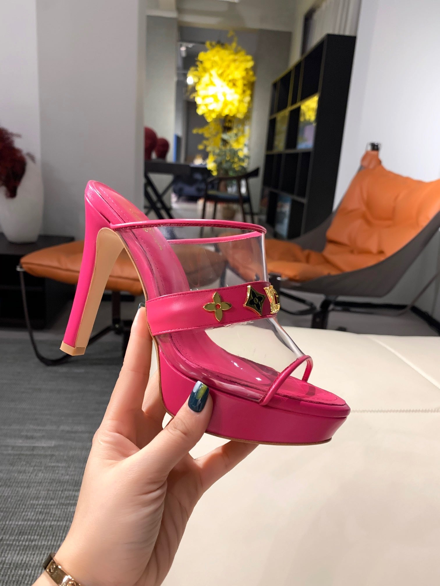 SE569 Size 4-11 Heels:10cm Material: Cowhide Lining: Sheep skin Sole: Italian leather - fashionupstore1