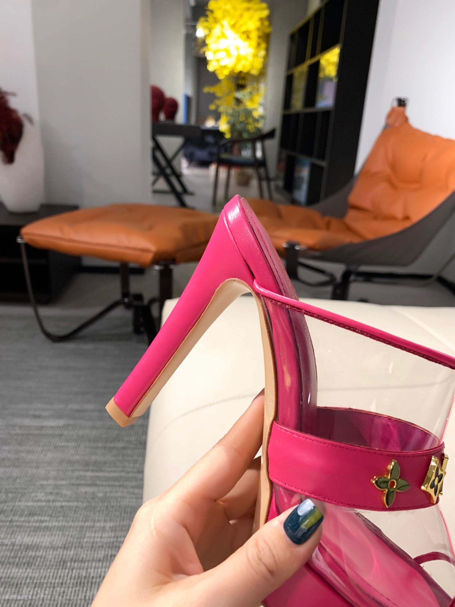 SE569 Size 4-11 Heels:10cm Material: Cowhide Lining: Sheep skin Sole: Italian leather - fashionupstore1