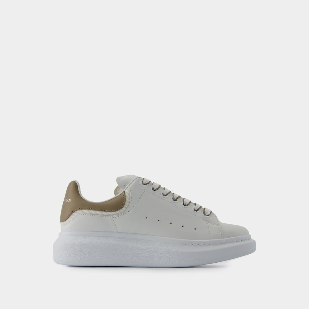 WHITE/STONE OVERSIZED SNEAKERS - fashionupstore1