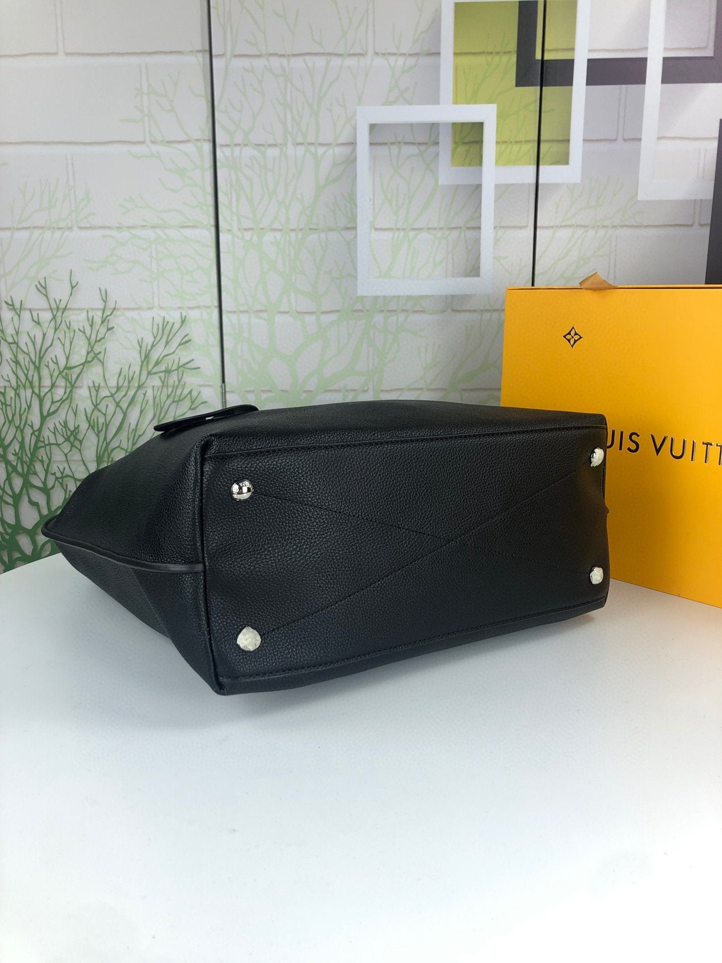 BL - High Quality LV Bags Monogram 050 - fashionupstore1