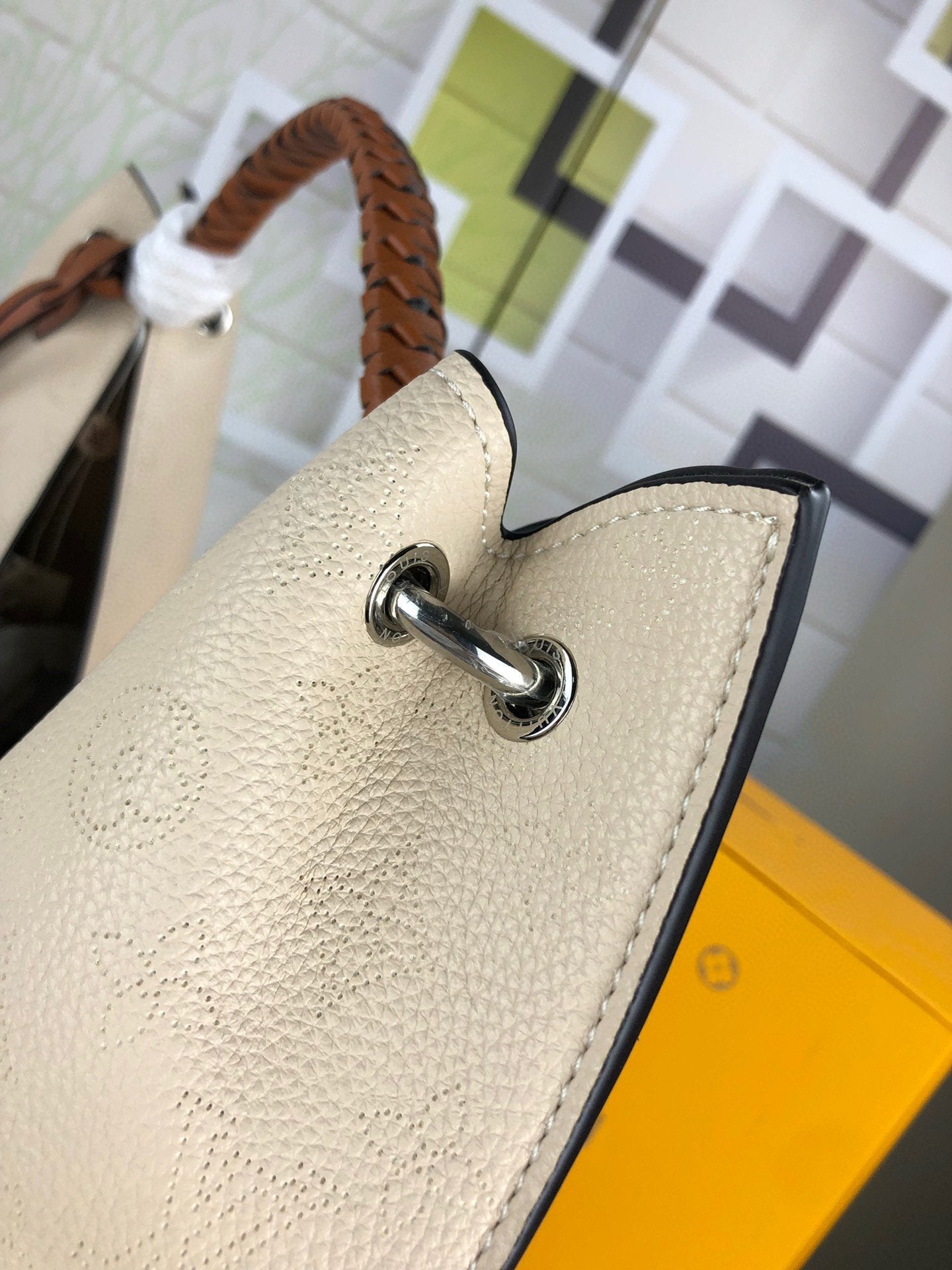 BL - High Quality LV Bags Monogram 050 - fashionupstore1