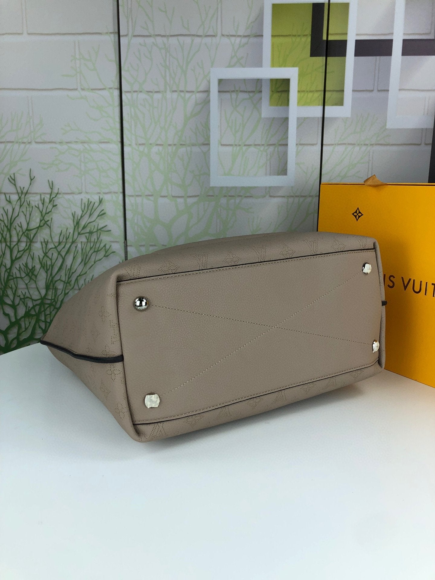 BL - High Quality LV Bags Monogram 050 - fashionupstore1