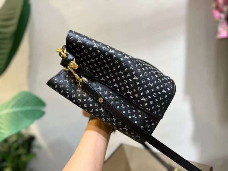 BRC Fashion Lu-Vi bags - 11515 Breeze Chic