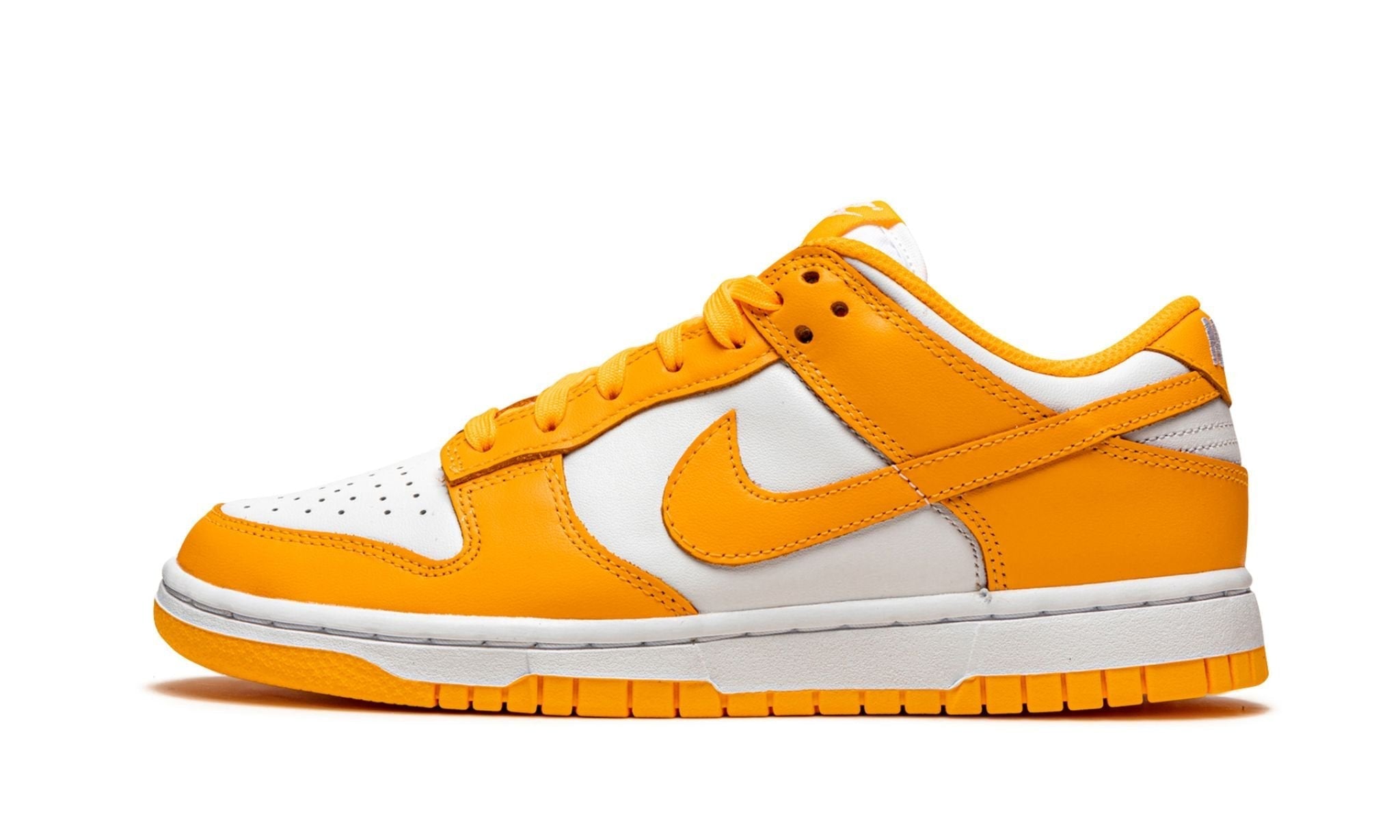 WMNS Dunk Low "Laser Orange" Dunk