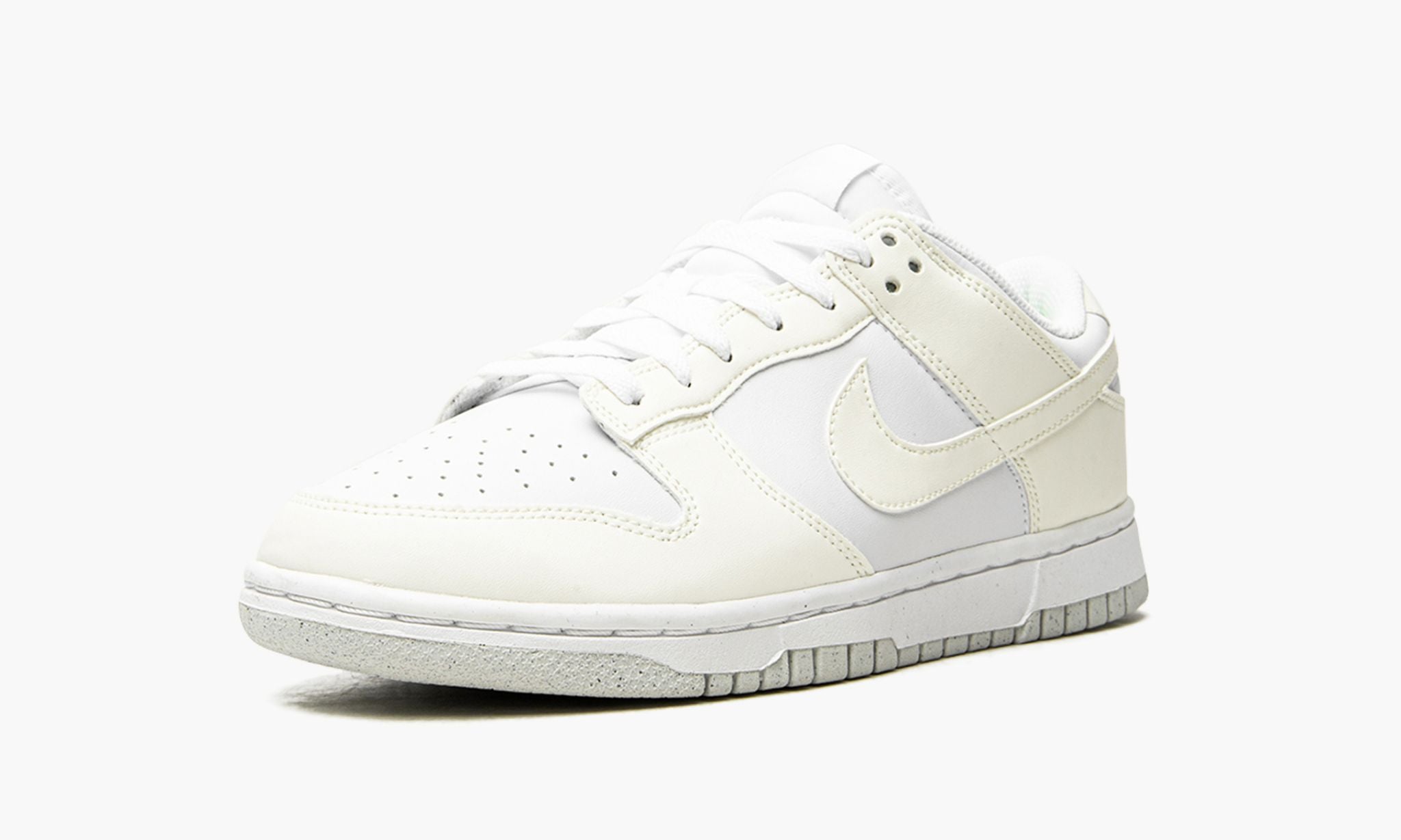 WMNS Dunk Low Next Nature "White / Sail" Dunk