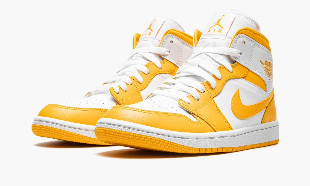 Wmns Jordan 1 Mid "White / University Gold" Air Jordan