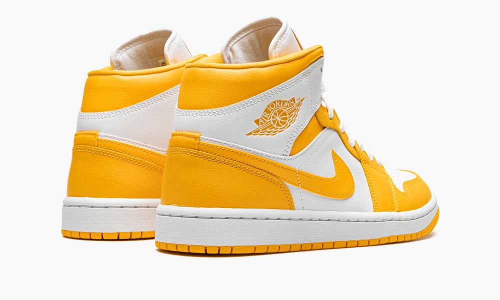 Wmns Jordan 1 Mid "White / University Gold" Air Jordan