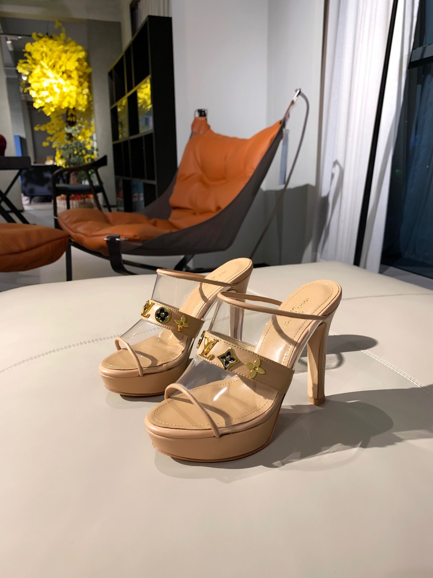 SE571 Size 4-11 Heels:10cm Material: Cowhide Lining: Sheep skin Sole: Italian leather - fashionupstore1