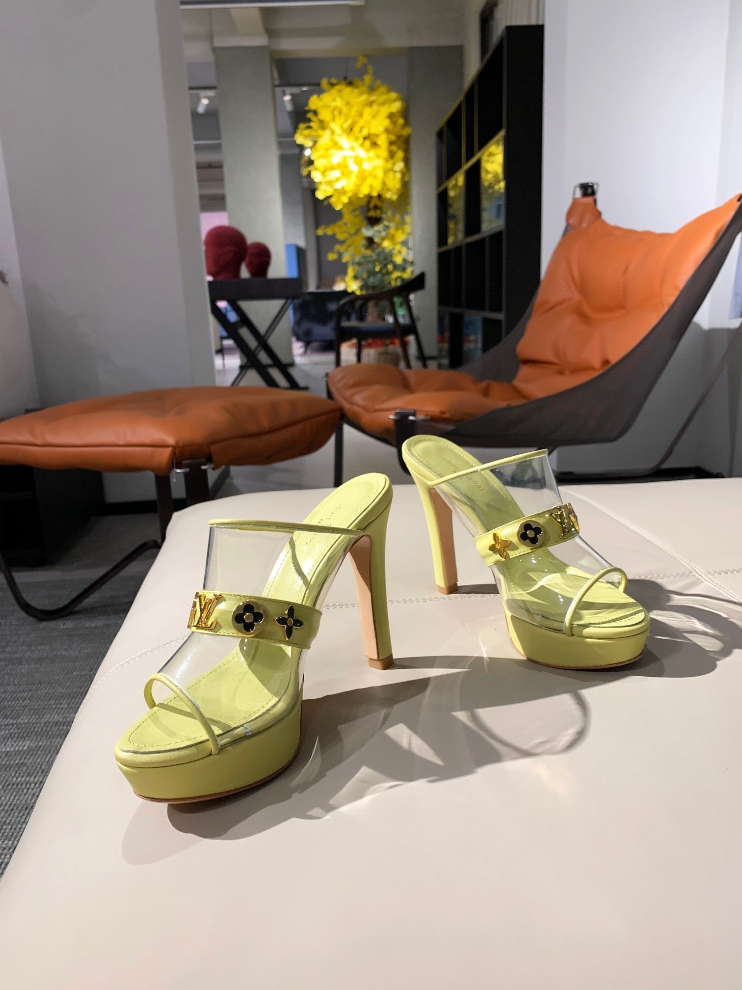 SE572 Size 4-11 Heels:10cm Material: Cowhide Lining: Sheep skin Sole: Italian leather - fashionupstore1
