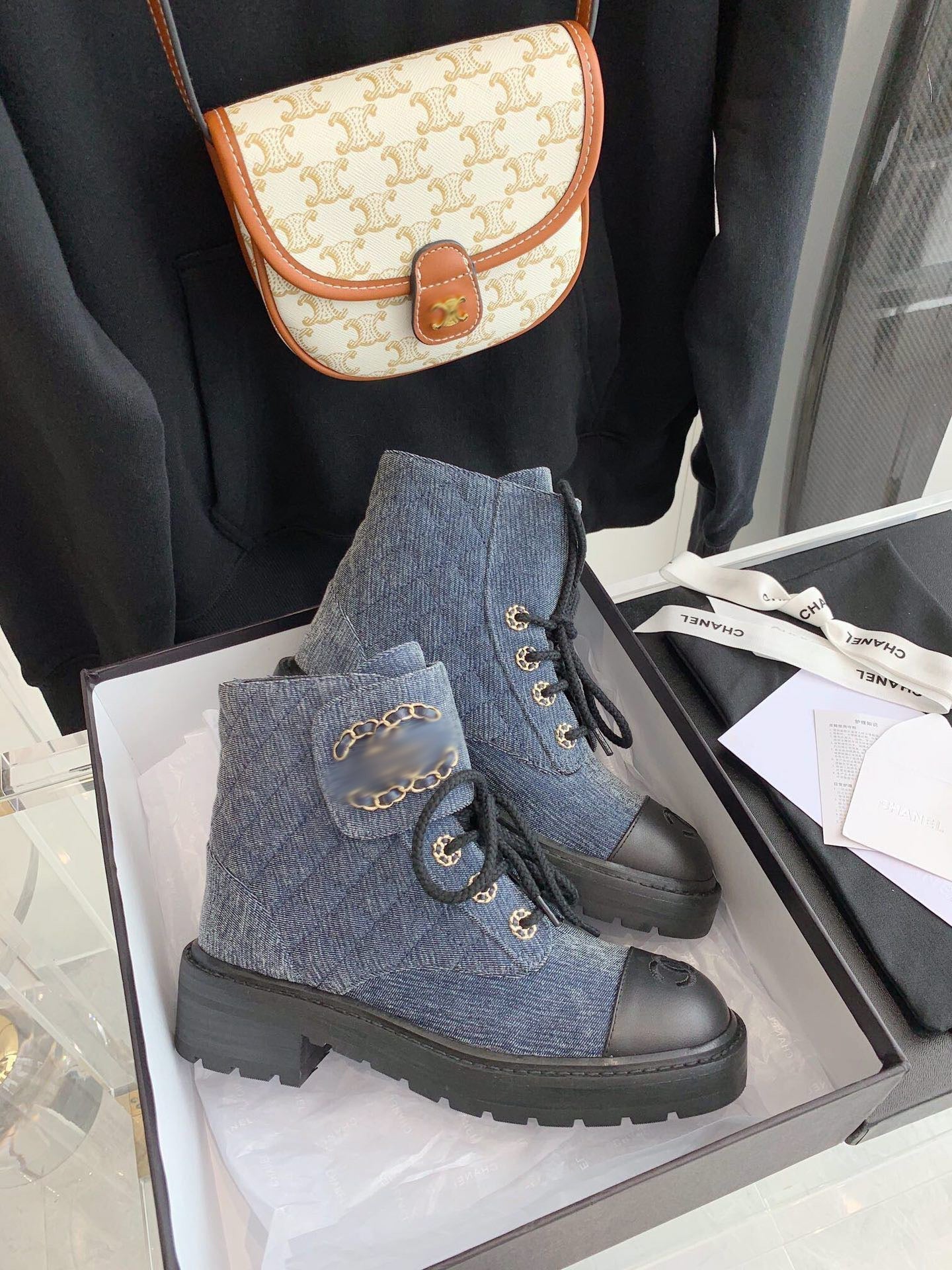 SE626 Size 5-9 Material: Cowhide Lining: Sheep skin Sole: Rubber - fashionupstore1