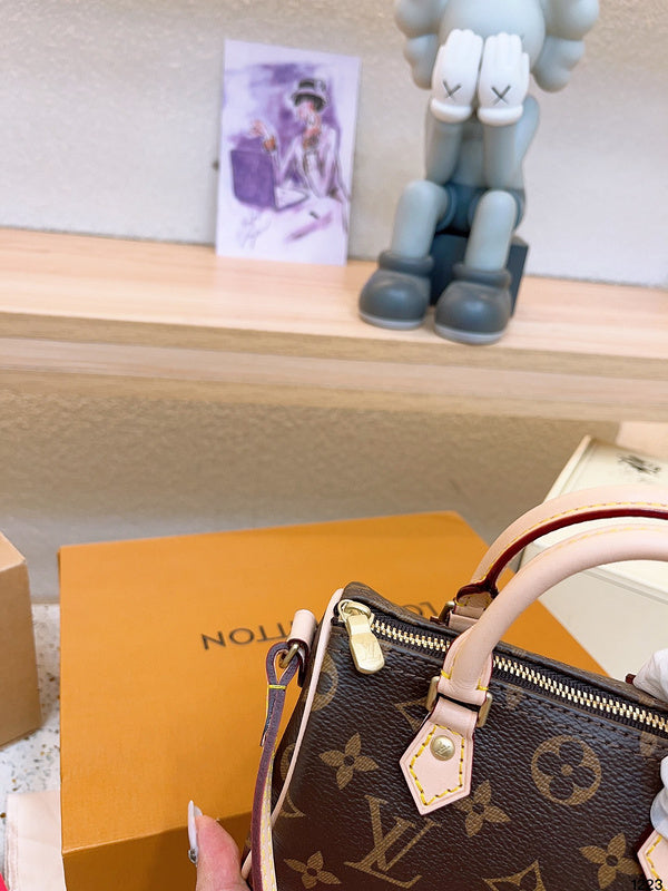BRC Fashion Lu-Vi Bags - 14615 Breeze Chic