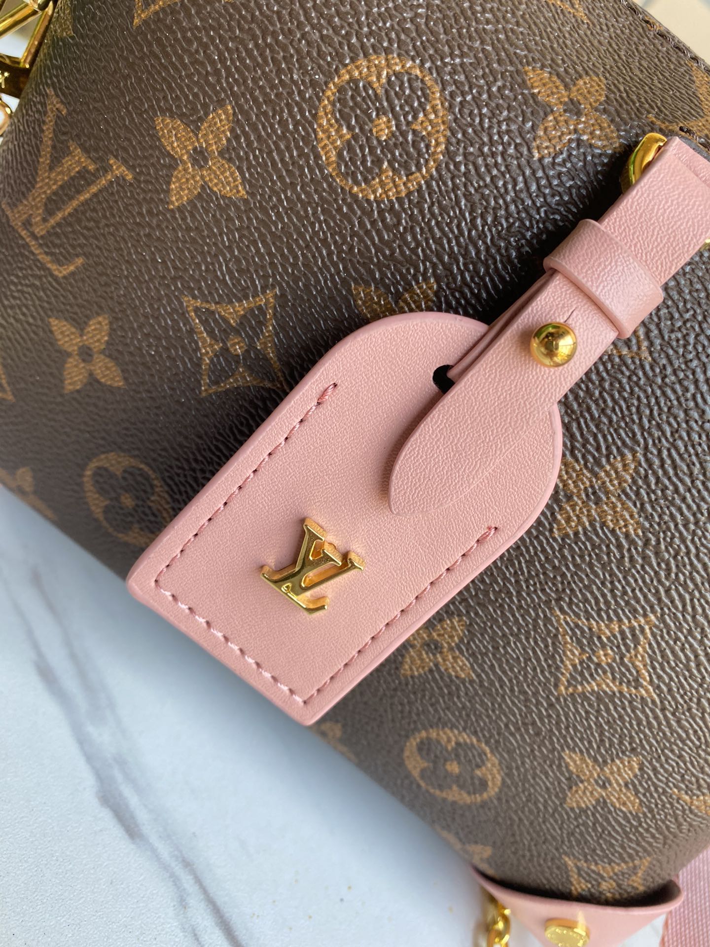 High Quality LV Monogram Bag 107 - fashionupstore1