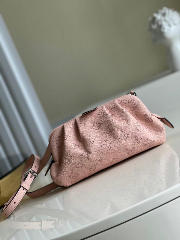 LOV2 Bags - Fashion Bags  926 Breeze Chic