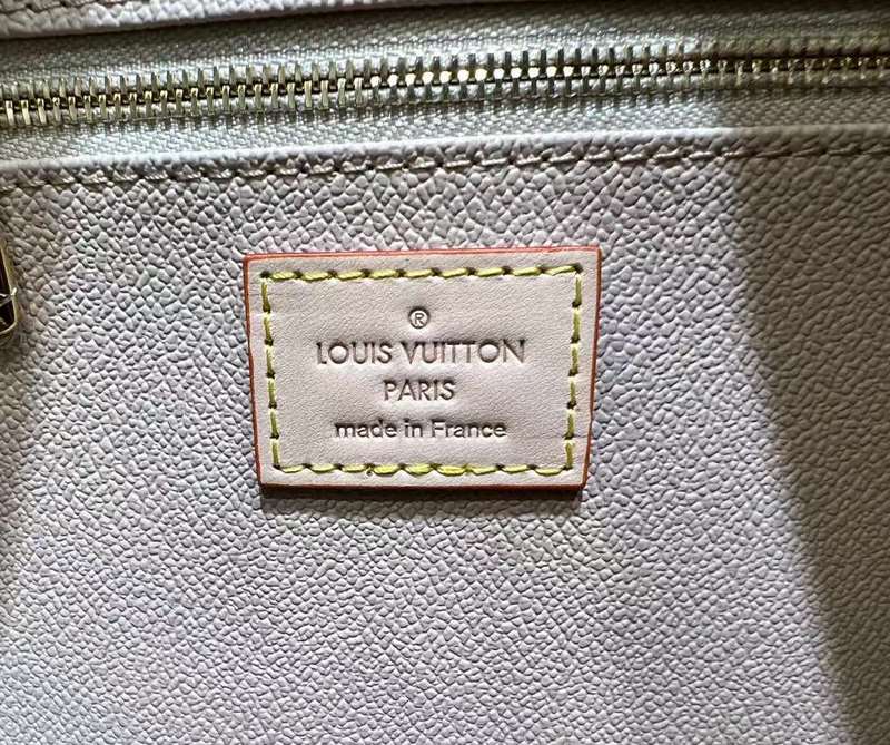 BRC Fashion Lu-Vi bags - 11512 Breeze Chic