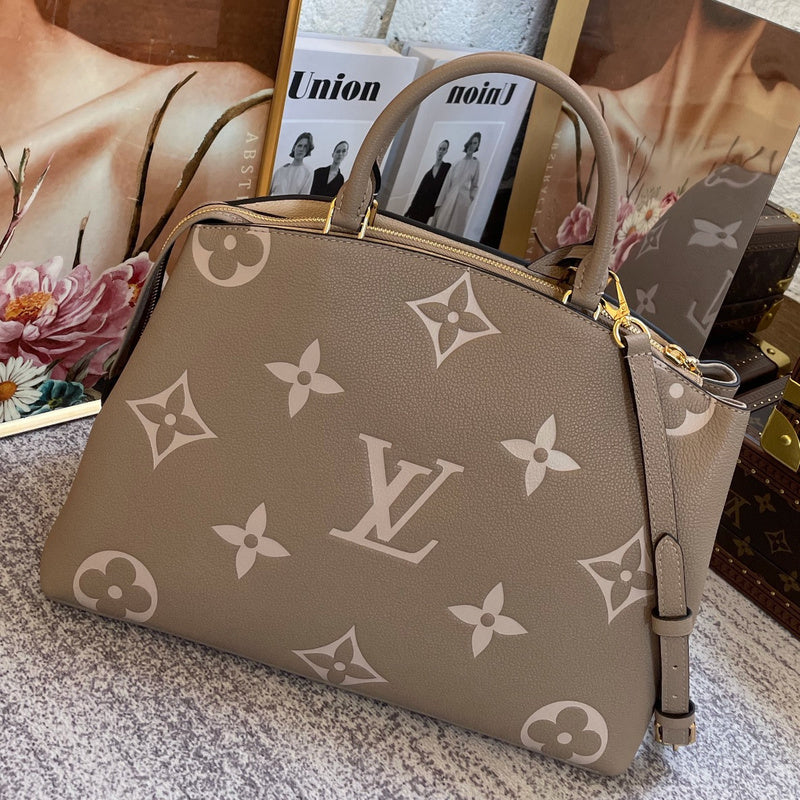 LOV2 Bags - Fashion Bags  851 Breeze Chic