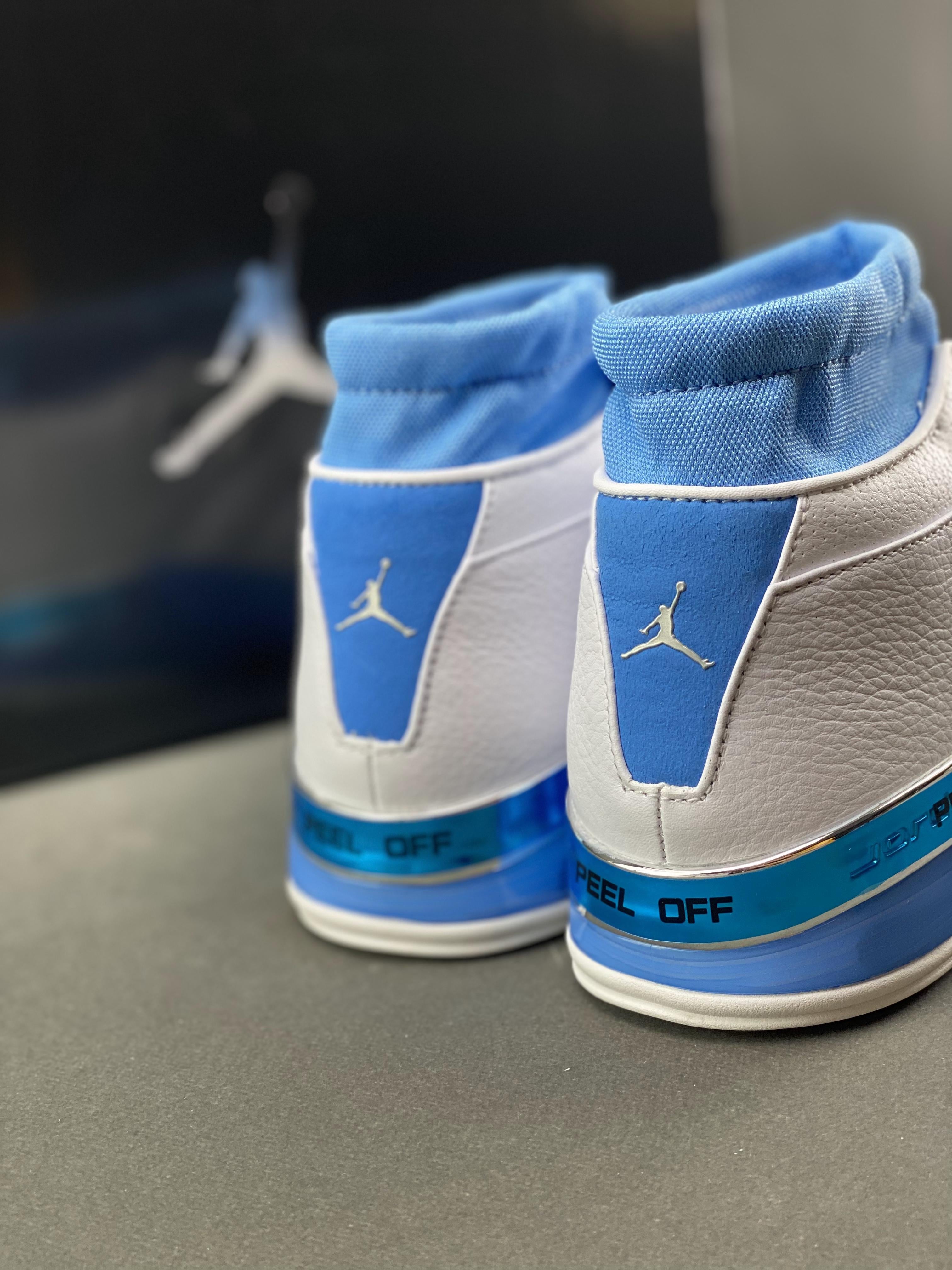 Custom Air Jordan 17 Low SP “UNC” - fashionupstore1