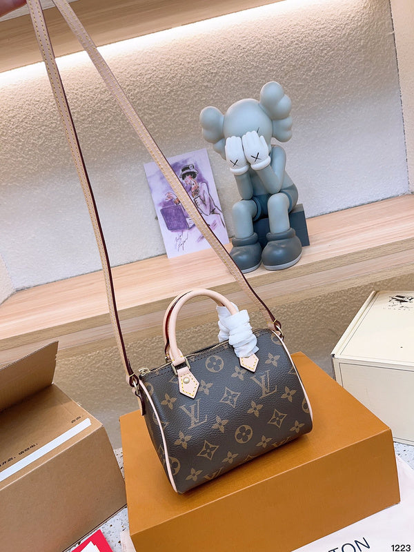 BRC Fashion Lu-Vi Bags - 14615 Breeze Chic