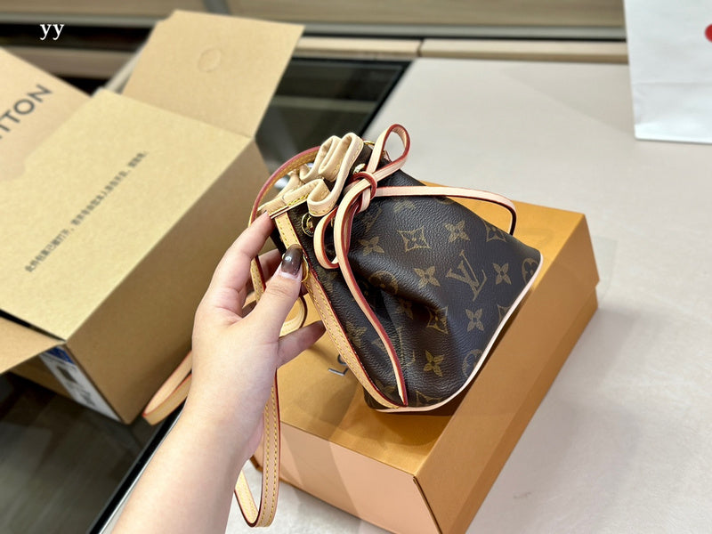 BRC Fashion Lu-Vi Bags - 14429 Breeze Chic