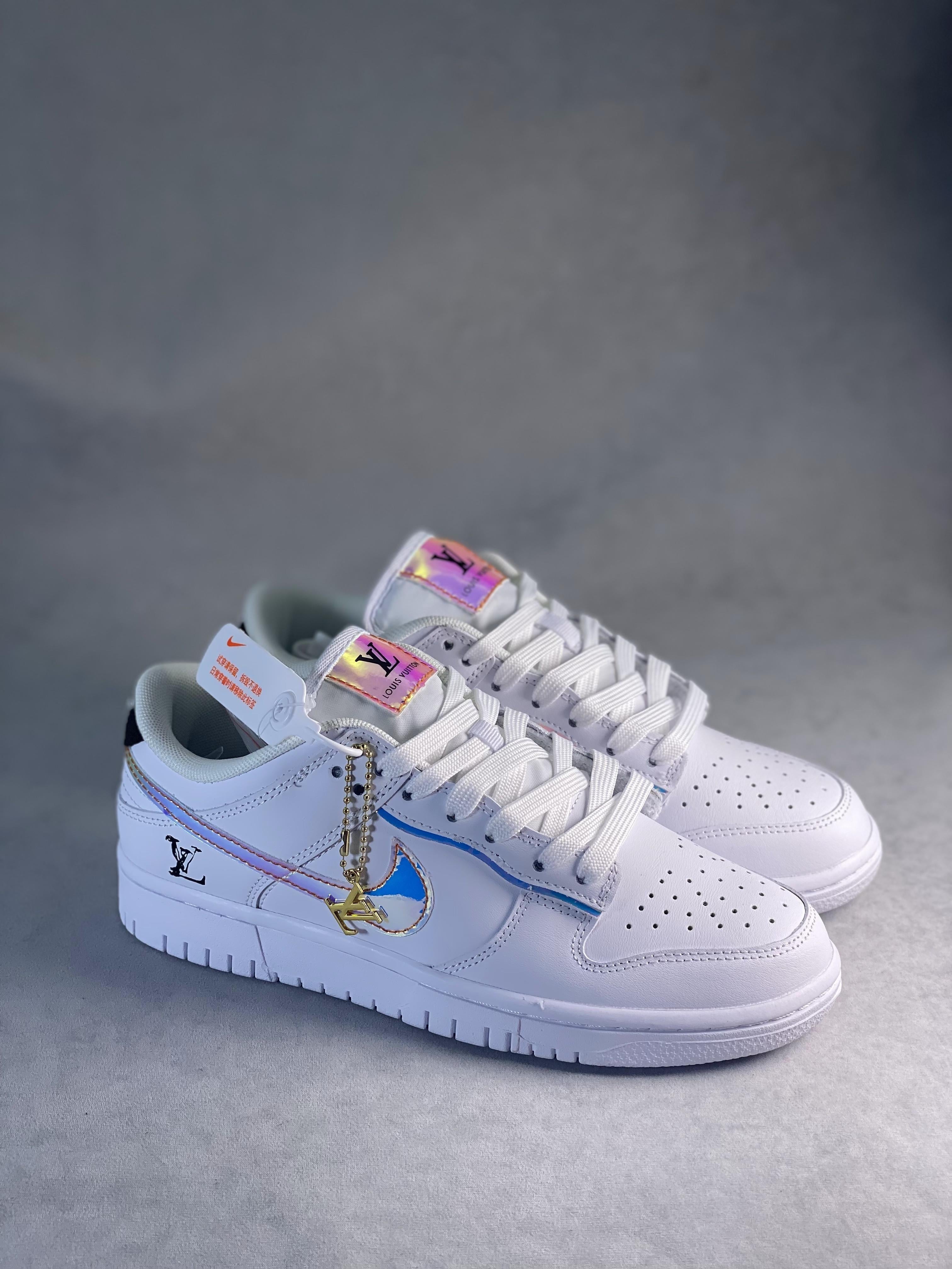 Custom LV x SB Dunk Low DD1391 102 - fashionupstore1