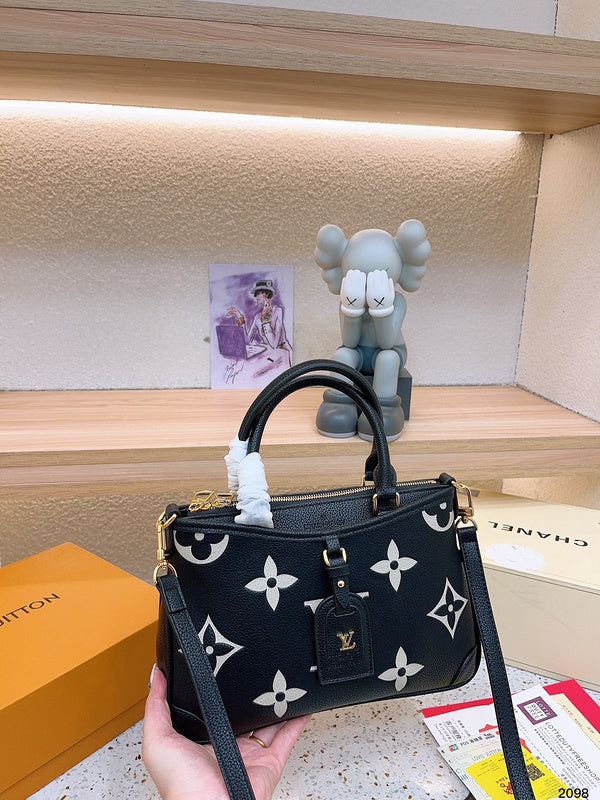 BRC Fashion Lu-Vi Bags - 14702 Breeze Chic