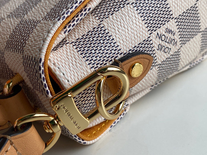 LOV2 Bags - Fashion Bags  906 Breeze Chic