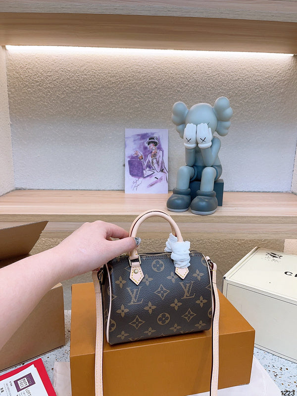 BRC Fashion Lu-Vi Bags - 14615 Breeze Chic