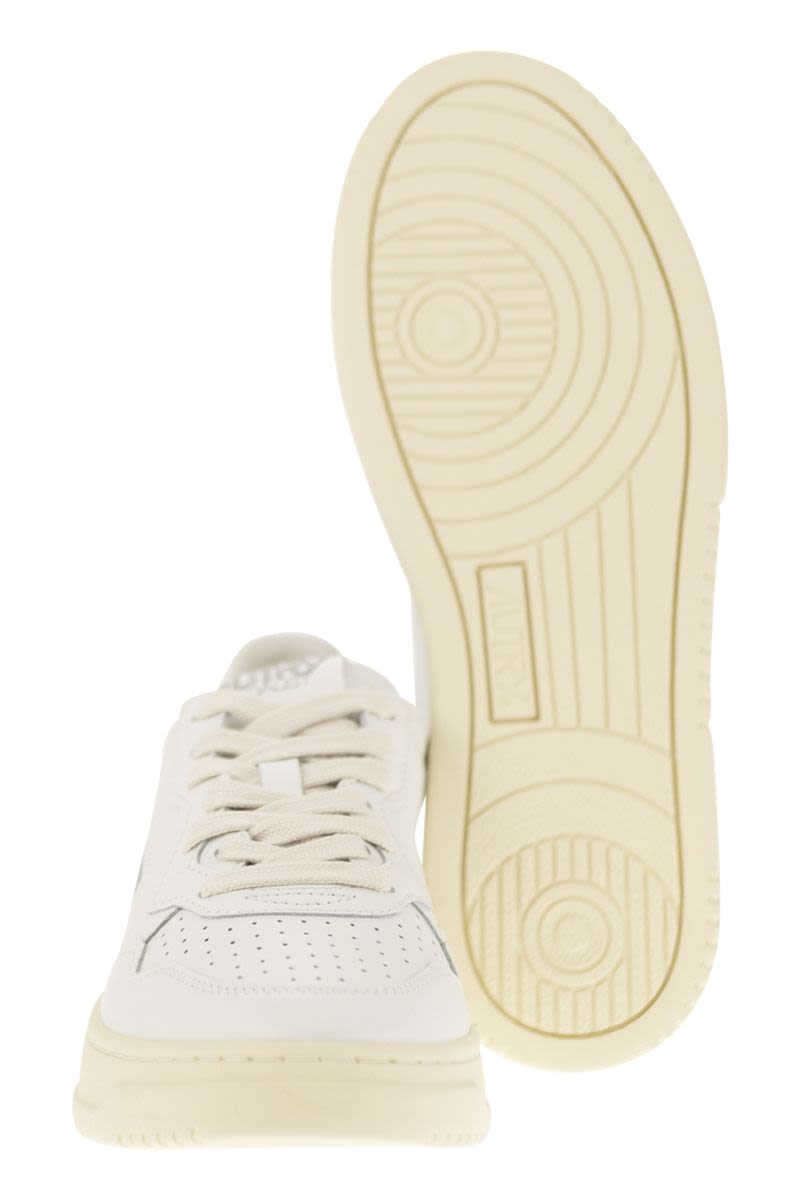 WHITE/LAVENDER LEATHER MEDALIST SNEAKERS - fashionupstore1