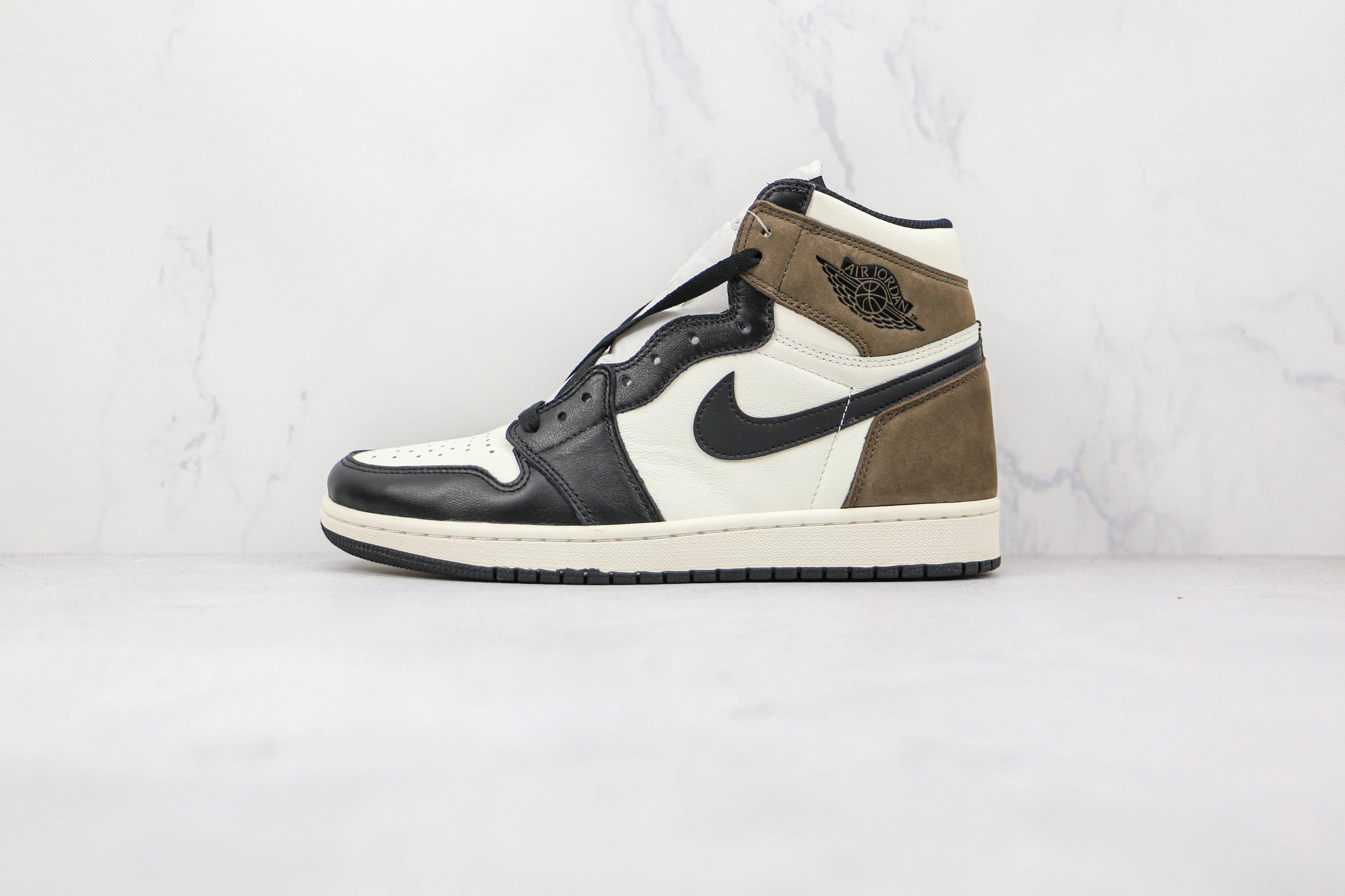 Custom Jordan 1  Retro High Dark Mocha High Q ( Customs And Box ), Jordan 1 Sneakers Active luxurysteps