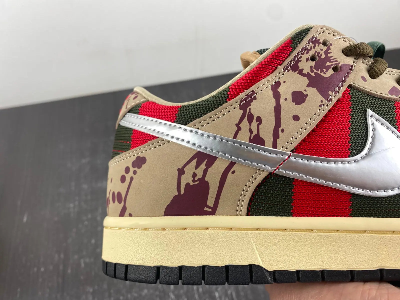 Custom SB Dunk Low “Freddy Krueger” - fashionupstore1