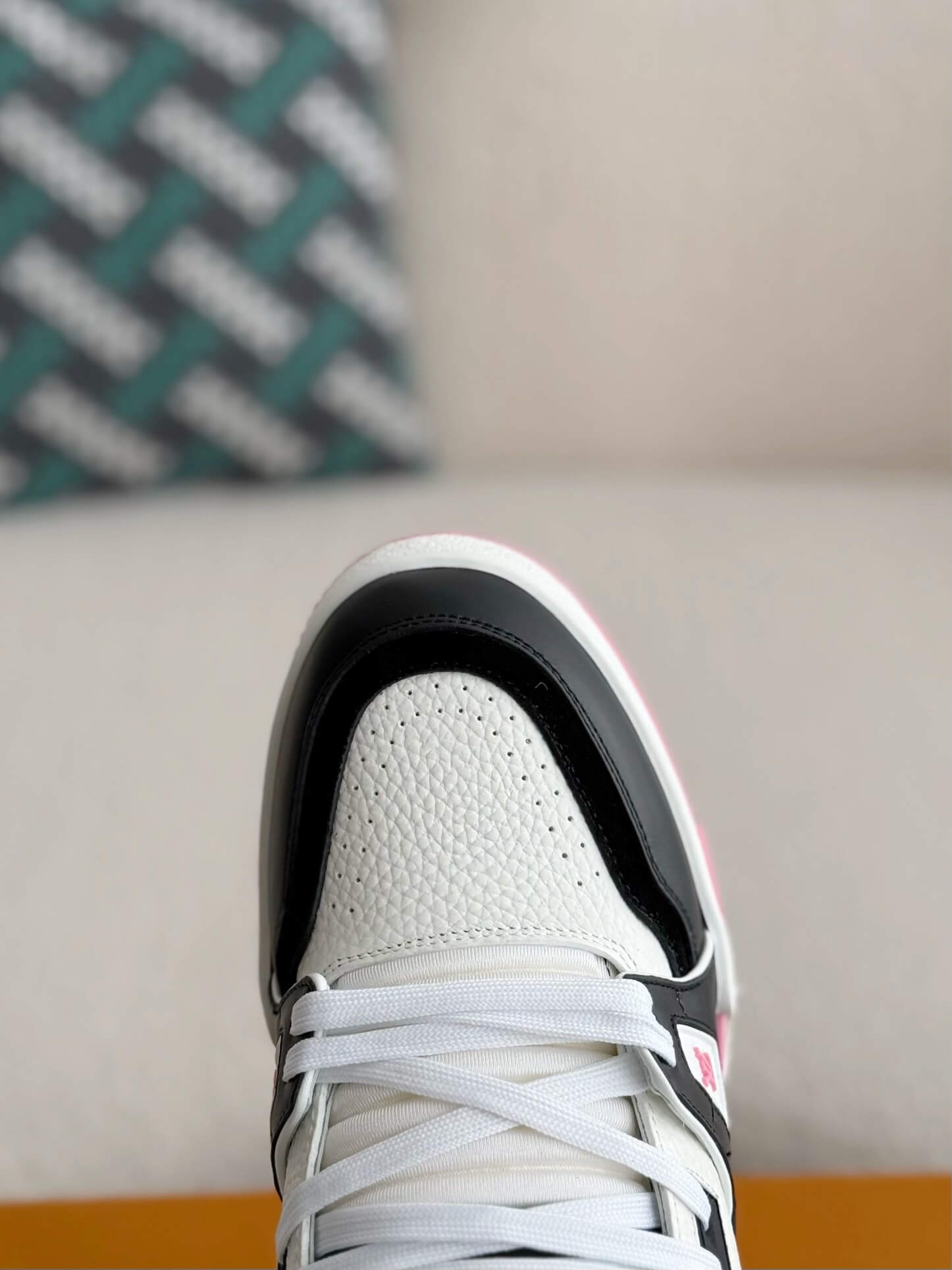 Louis Vuitton LV Trainer #54 Low Pink Sneaker - fashionupstore1