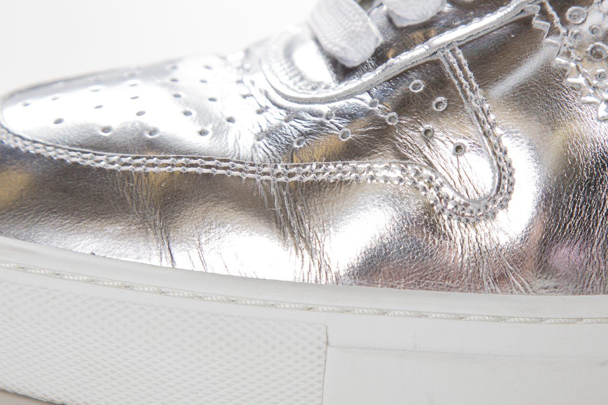 SWEAR Silver Metallic Leather Round-Toe Sneakers SZ 37 - fashionupstore1