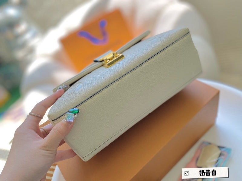 BRC Fashion Lu-Vi Bags - 14837 Breeze Chic