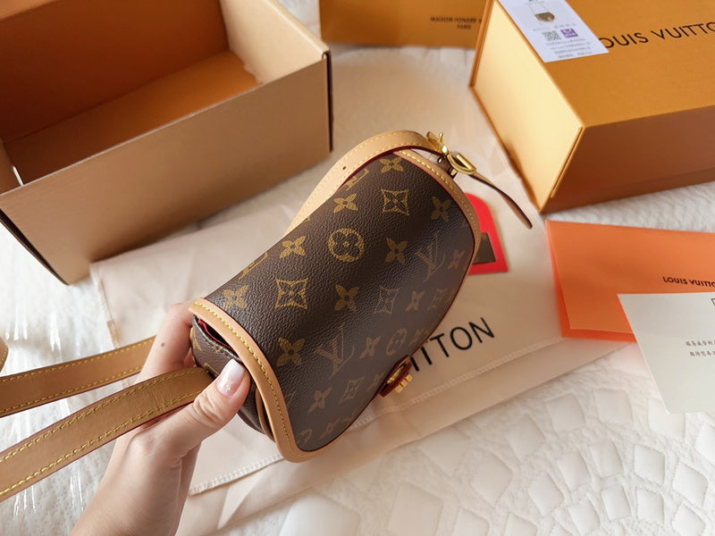 BRC Fashion Lu-Vi Bags - 14415 Breeze Chic
