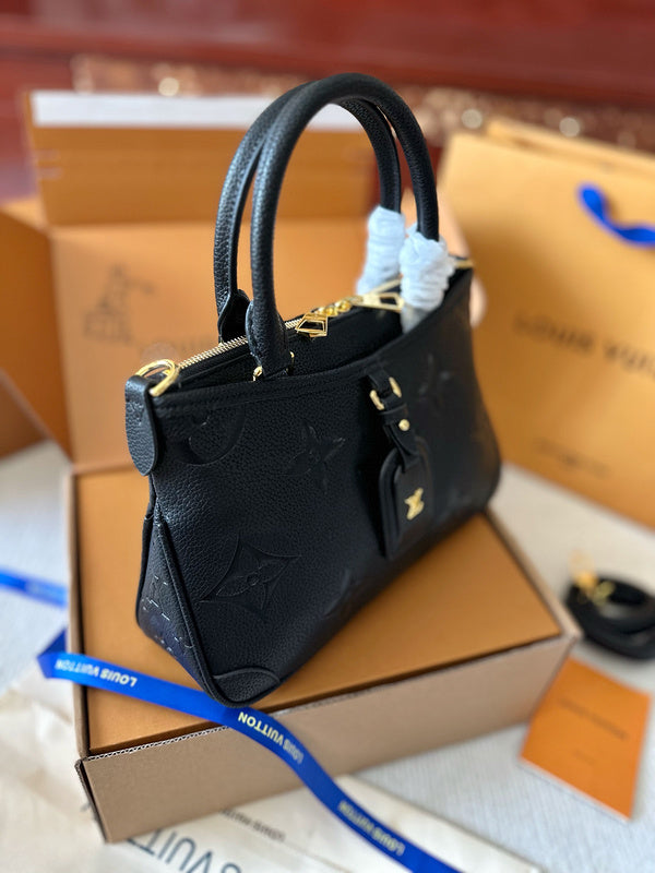BRC Fashion Lu-Vi Bags - 14650 Breeze Chic