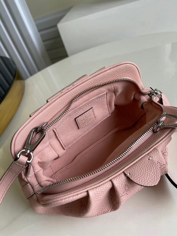 LOV2 Bags - Fashion Bags  926 Breeze Chic