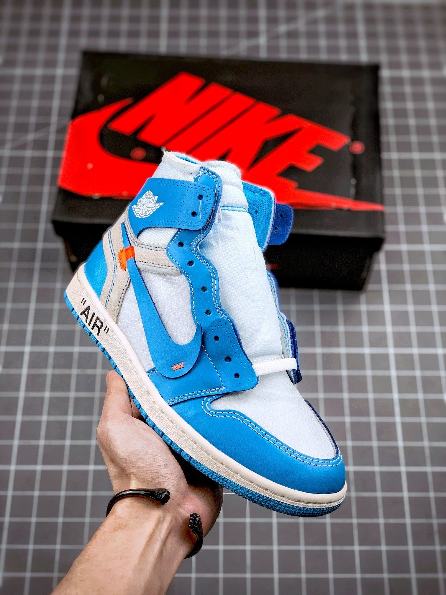 Custom Air Jordan 1 Retro High OG 'UNC' University Blue x OFF-W sneakerhypes