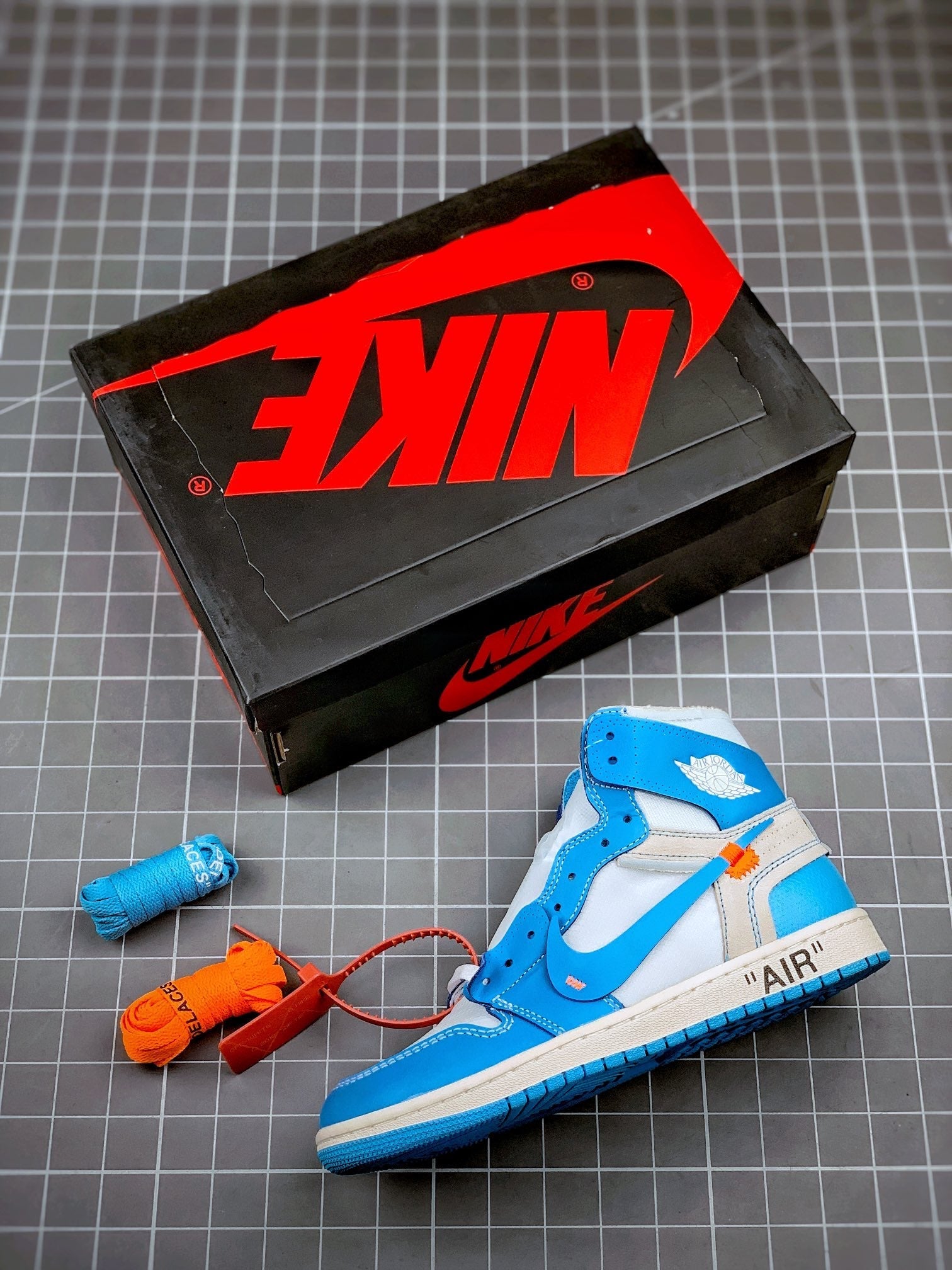 Custom Air Jordan 1 Retro High OG 'UNC' University Blue x OFF-W sneakerhypes